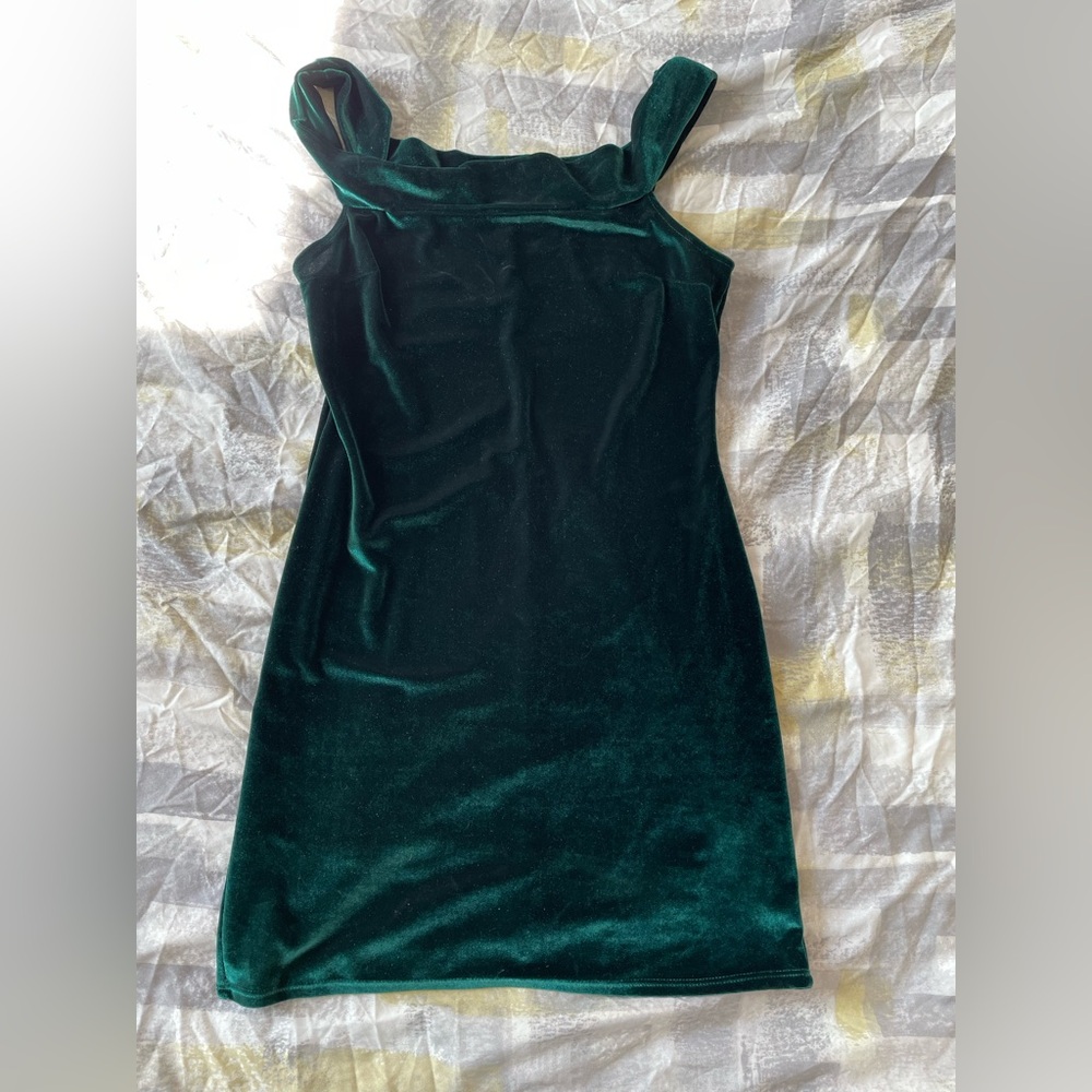 Urban Outfitters Emerald Velvet Mini Dress
